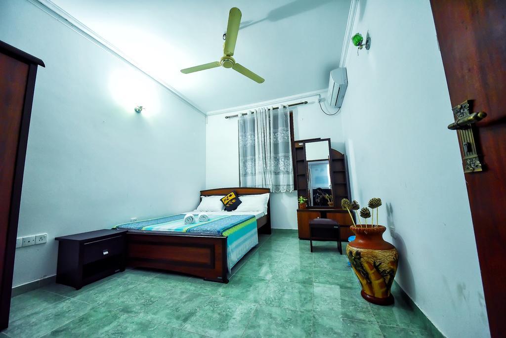 Asian Villa Негомбо Екстериор снимка