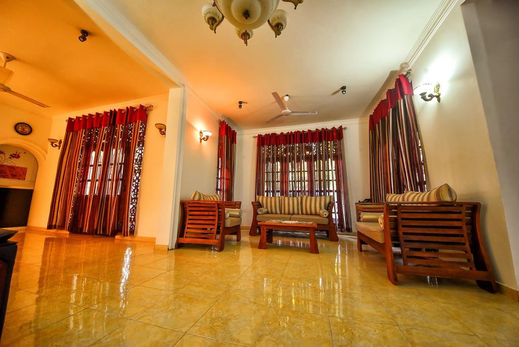 Asian Villa Негомбо Екстериор снимка