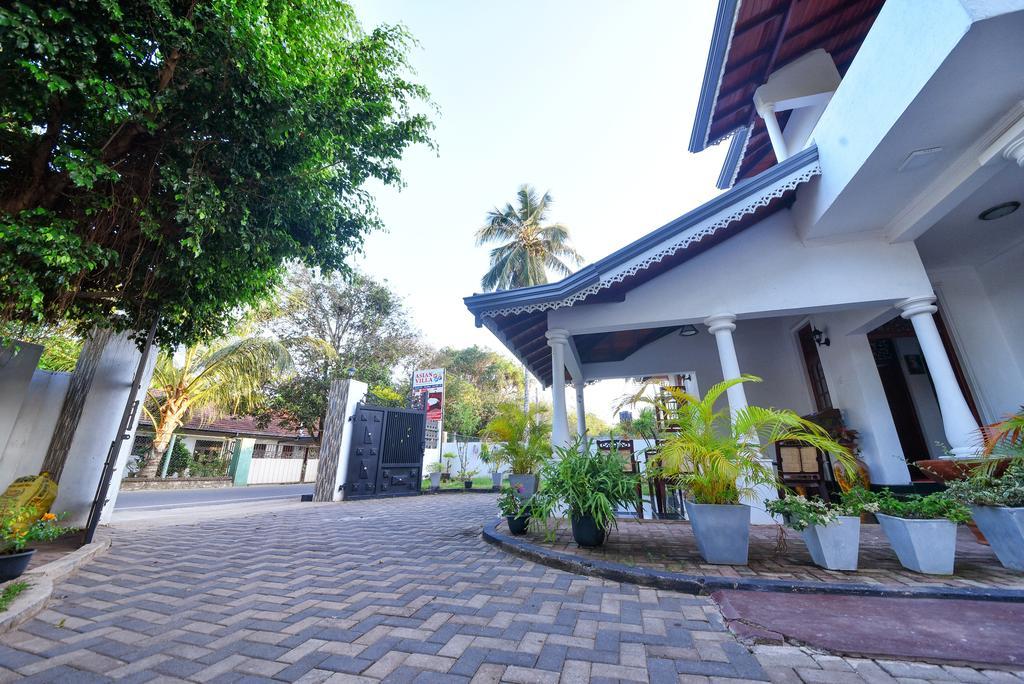 Asian Villa Негомбо Екстериор снимка